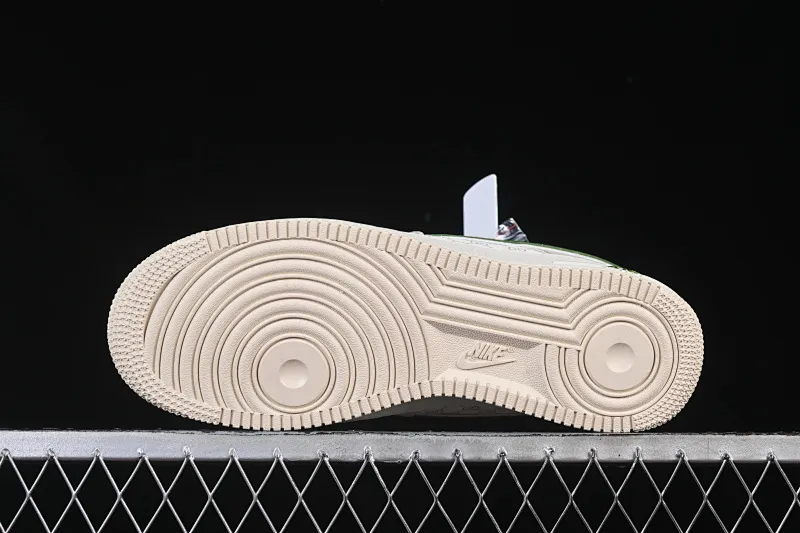 All categories Nk Air Force 1 Air Force series Nk Air Force 1 Low Air Force low-top Nike Air Force 1'07 Low Gucci co-branded white brown green Air Force 1 low-top casual sneakers YF9511-804